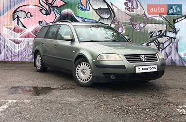 Универсал Volkswagen Passat 2001 в Киеве