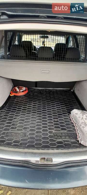 Универсал Volkswagen Passat 2000 в Горохове