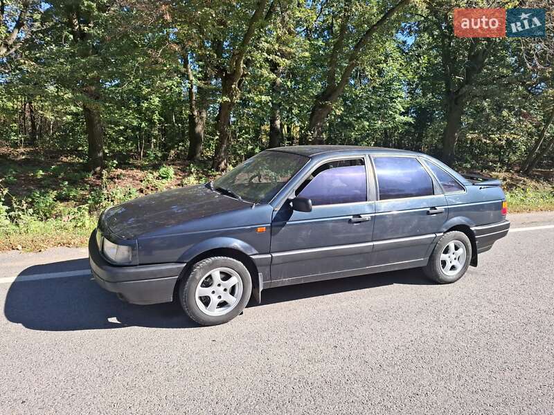 Седан Volkswagen Passat 1992 в Немирове фото 5 Седан Volkswagen Passat 1992 в Немирове