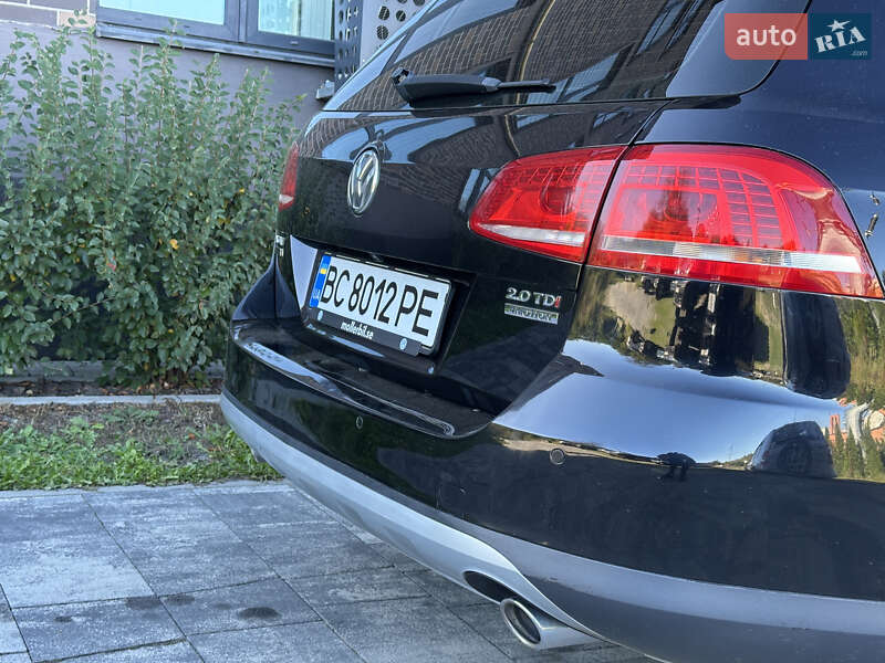 Універсал Volkswagen Passat 2014 в Львові