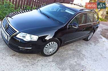 Универсал Volkswagen Passat 2010 в Калуше