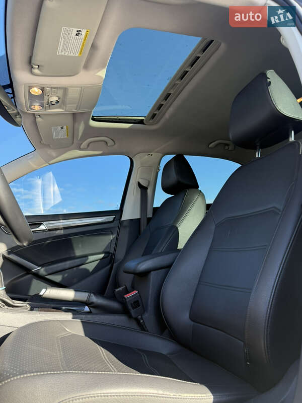 Седан Volkswagen Passat 2017 в Софиевской Борщаговке фото 14 Седан Volkswagen Passat 2017 в Софиевской Борщаговке