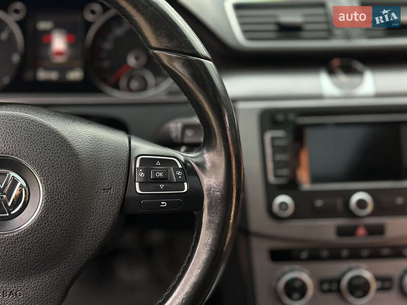 Универсал Volkswagen Passat 2014 в Самборе