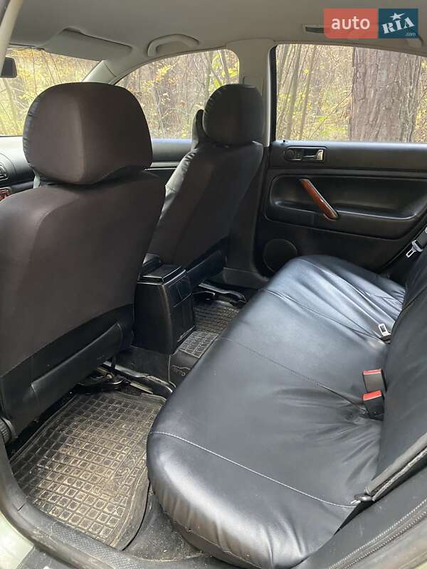 Седан Volkswagen Passat 2002 в Новояворовске фото 9 Седан Volkswagen Passat 2002 в Новояворовске