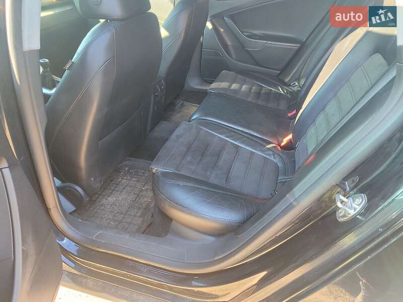 Универсал Volkswagen Passat 2007 в Великой Александровке фото 7 Универсал Volkswagen Passat 2007 в Великой Александровке