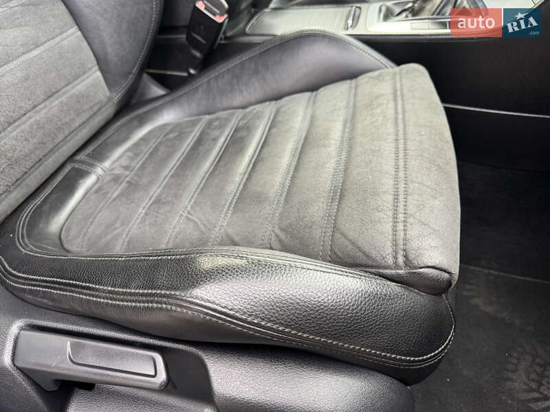 Универсал Volkswagen Passat 2007 в Ровно