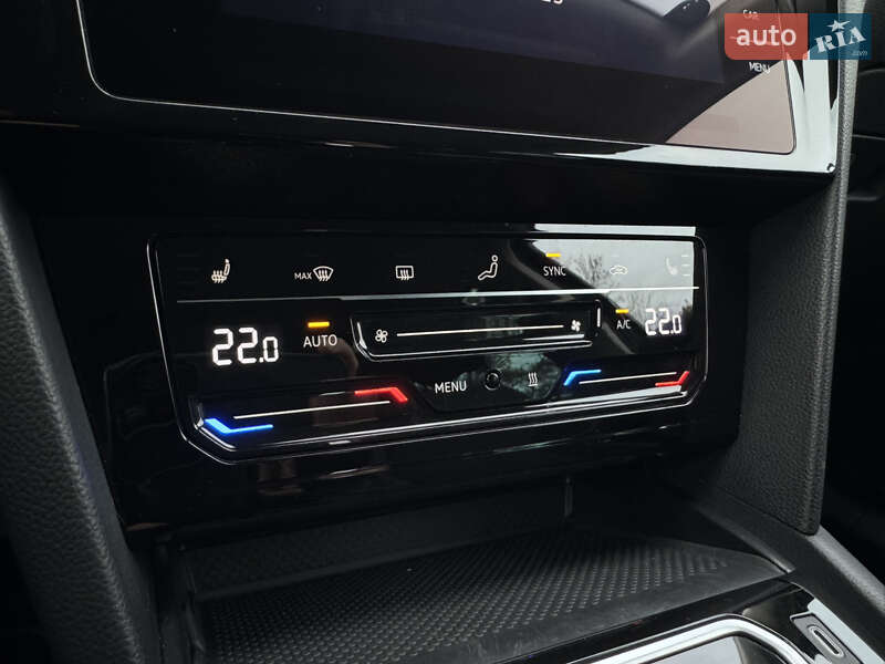 Универсал Volkswagen Passat 2021 в Луцке