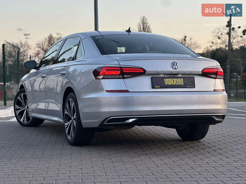 Седан Volkswagen Passat 2021 в Киеве
