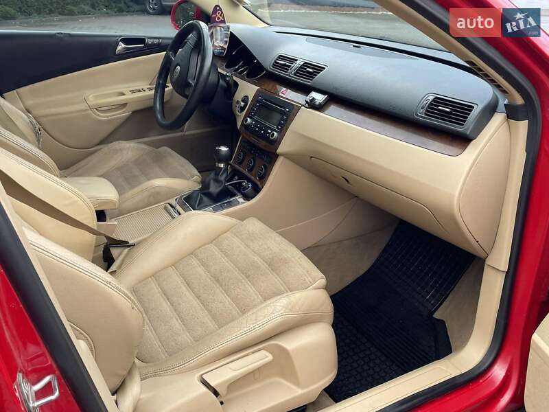 Седан Volkswagen Passat 2005 в Турке фото 15 Седан Volkswagen Passat 2005 в Турке