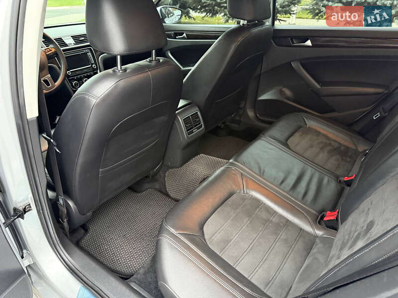 Седан Volkswagen Passat 2014 в Одесі фото 29 Седан Volkswagen Passat 2014 в Одесі
