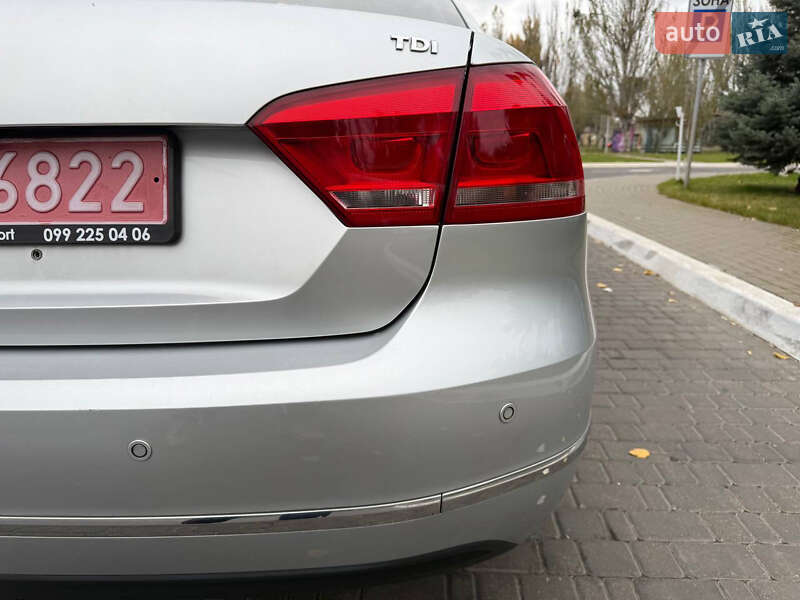 Седан Volkswagen Passat 2014 в Одесі фото 43 Седан Volkswagen Passat 2014 в Одесі