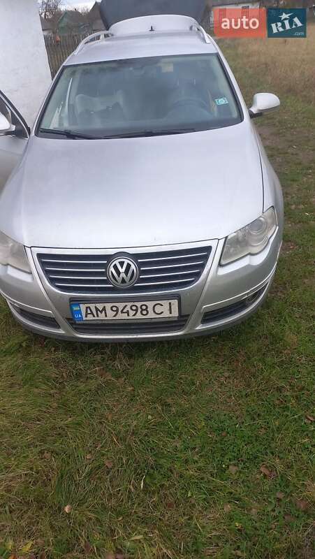 Универсал Volkswagen Passat 2009 в Житомире