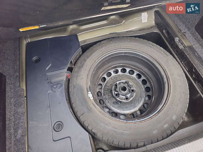 Седан Volkswagen Passat 2007 в Кременчуге