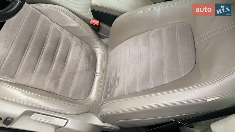 Универсал Volkswagen Passat 2008 в Ставище