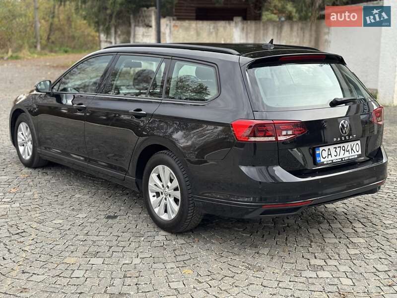 Универсал Volkswagen Passat 2021 в Сваляве