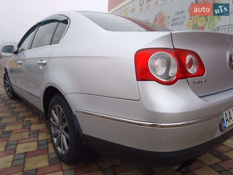 Седан Volkswagen Passat 2008 в Гайсину