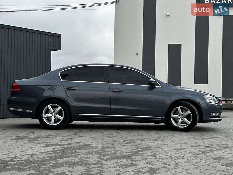 Седан Volkswagen Passat 2014 в Львове