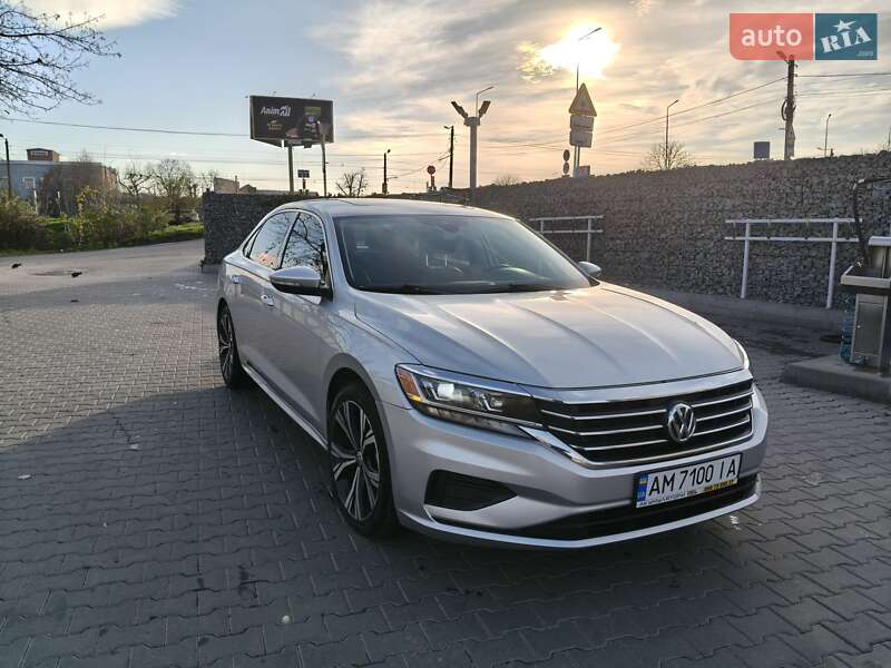 Седан Volkswagen Passat 2020 в Житомире