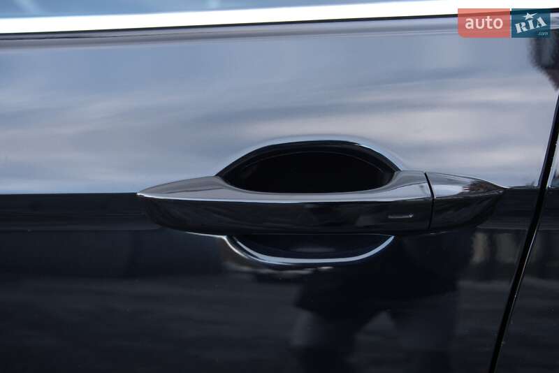 Універсал Volkswagen Passat 2020 в Полтаві