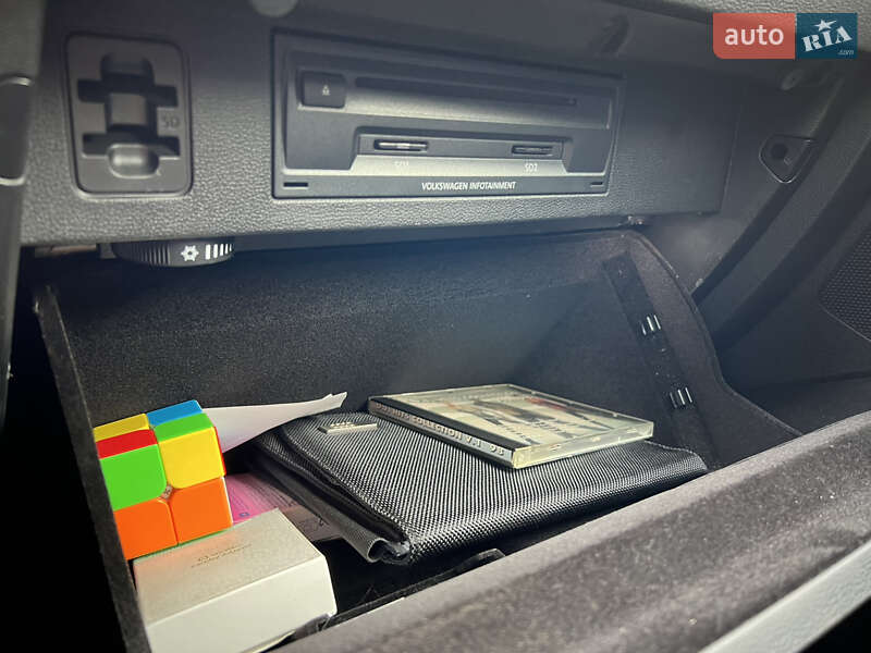 Универсал Volkswagen Passat 2015 в Львове фото 29 Универсал Volkswagen Passat 2015 в Львове