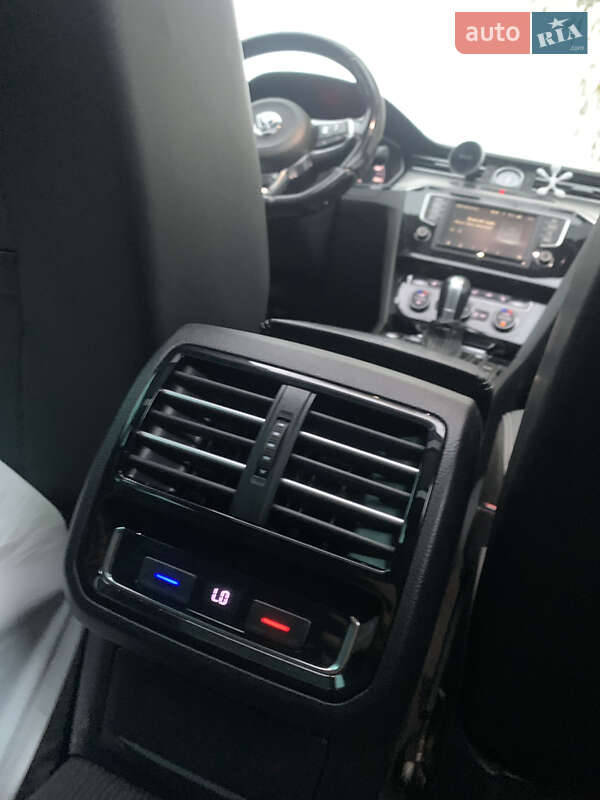 Универсал Volkswagen Passat 2017 в Ровно