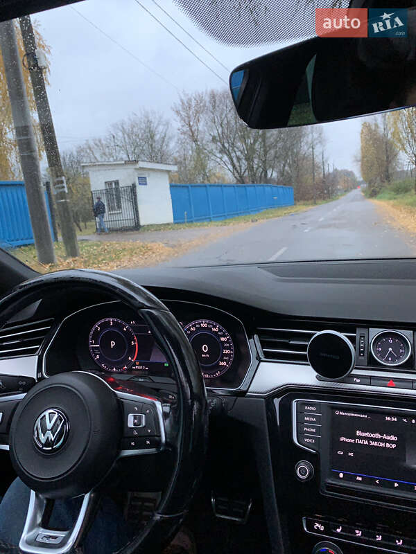 Универсал Volkswagen Passat 2017 в Ровно