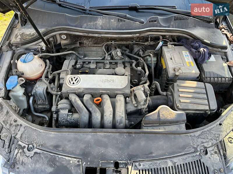 Седан Volkswagen Passat 2006 в Горбовой фото 22 Седан Volkswagen Passat 2006 в Горбовой