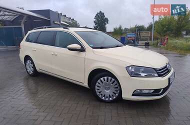 Универсал Volkswagen Passat 2013 в Шепетовке