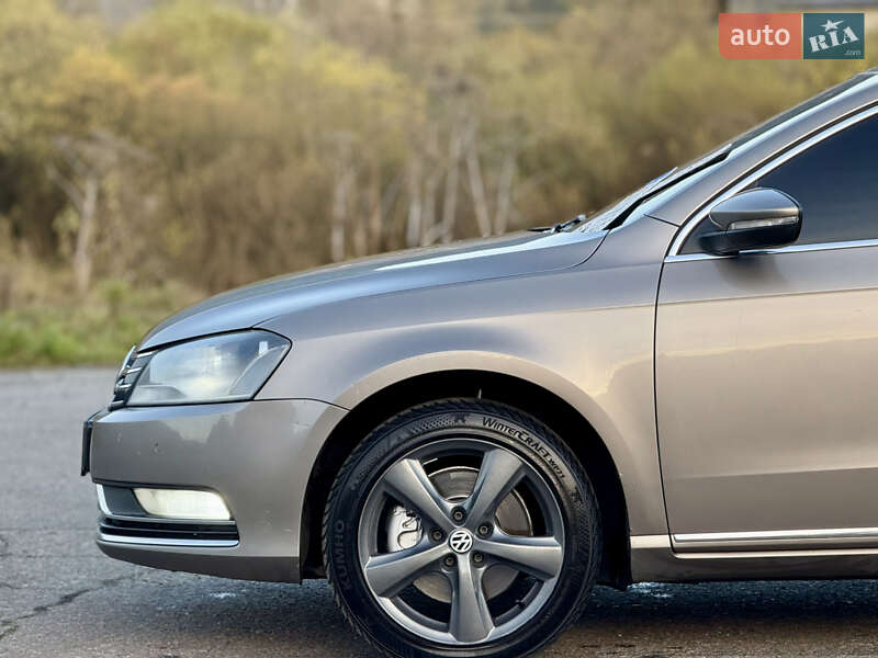 Седан Volkswagen Passat 2011 в Межгорье фото 15 Седан Volkswagen Passat 2011 в Межгорье