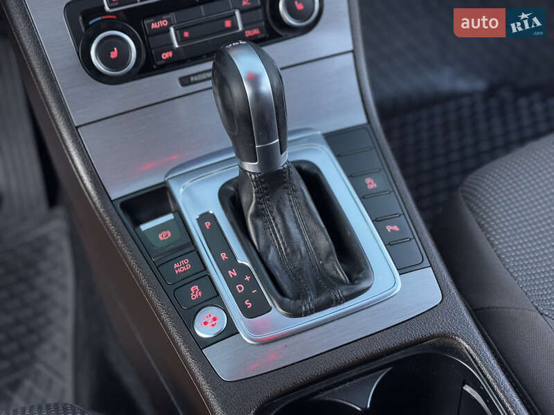 Седан Volkswagen Passat 2011 в Межгорье фото 82 Седан Volkswagen Passat 2011 в Межгорье