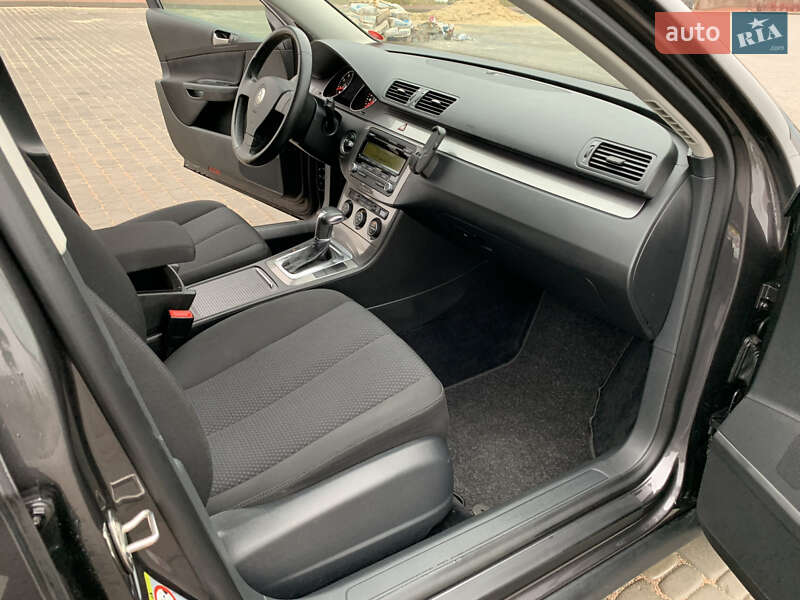 Универсал Volkswagen Passat 2009 в Житомире фото 19 Универсал Volkswagen Passat 2009 в Житомире