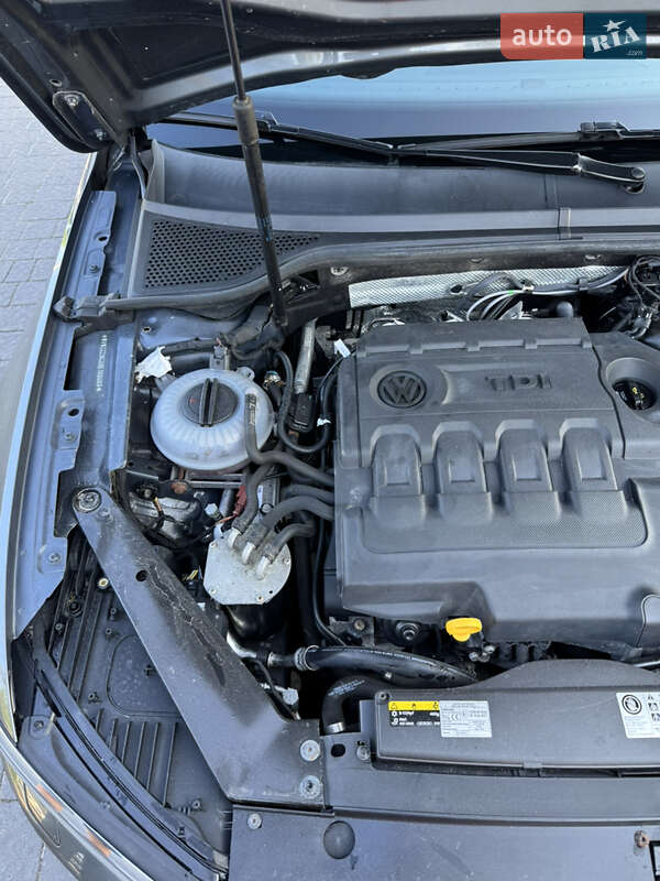 Универсал Volkswagen Passat 2017 в Почаеве