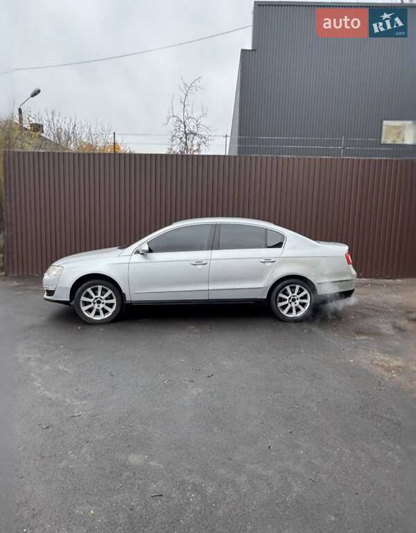 Седан Volkswagen Passat 2007 в Киеве фото Седан Volkswagen Passat 2007 в Киеве