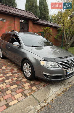 Универсал Volkswagen Passat 2005 в Херсоне