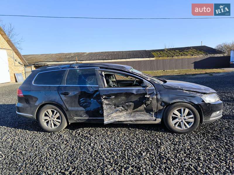 Универсал Volkswagen Passat 2011 в Луцке
