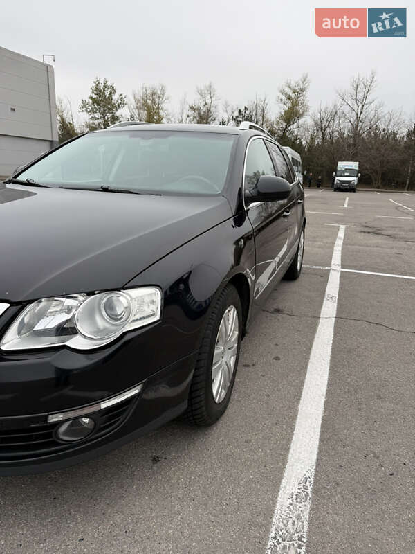 Универсал Volkswagen Passat 2006 в Запорожье