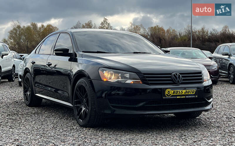 Седан Volkswagen Passat 2014 в Львове фото Седан Volkswagen Passat 2014 в Львове