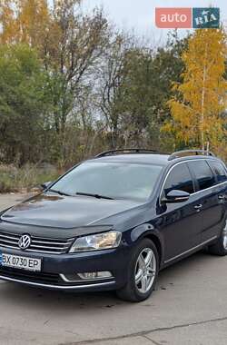 Универсал Volkswagen Passat 2011 в Староконстантинове