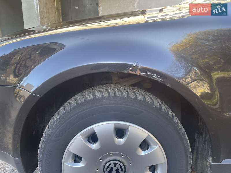 Седан Volkswagen Passat 2004 в Луцке фото 9 Седан Volkswagen Passat 2004 в Луцке