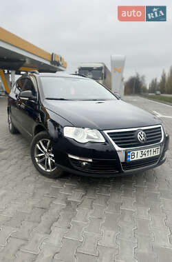 Універсал Volkswagen Passat 2010 в Чутовому