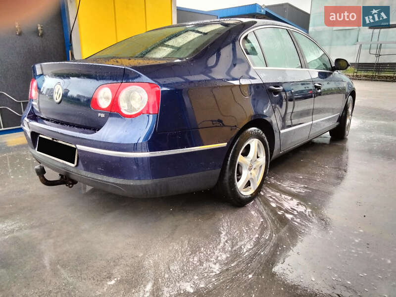 Седан Volkswagen Passat 2005 в Валках