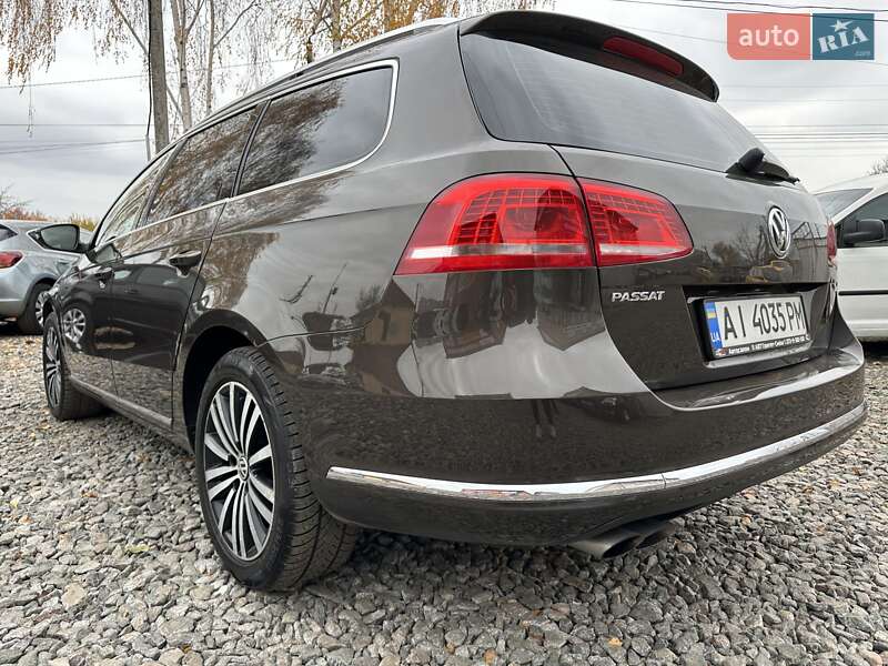 Універсал Volkswagen Passat 2012 в Смілі
