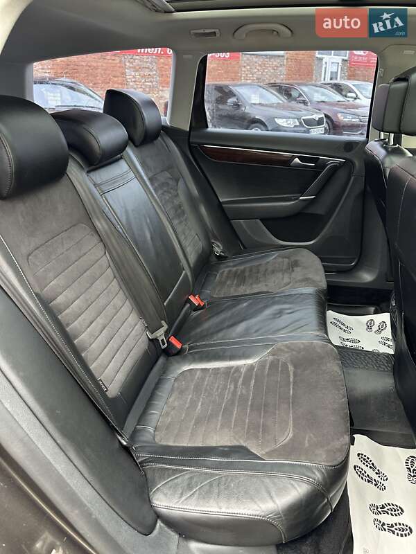 Універсал Volkswagen Passat 2012 в Смілі