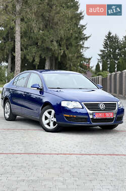 Седан Volkswagen Passat 2006 в Старокостянтинові
