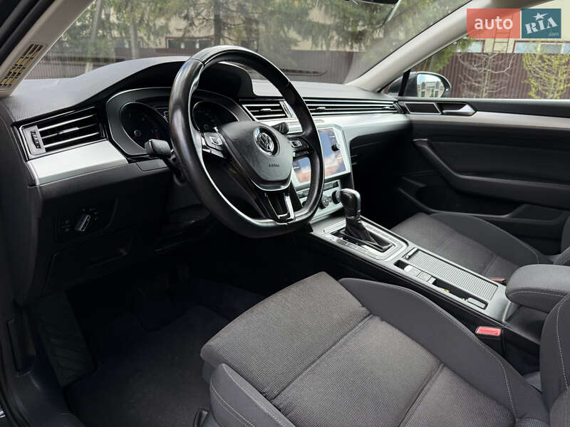 Универсал Volkswagen Passat 2019 в Броварах фото 14 Универсал Volkswagen Passat 2019 в Броварах
