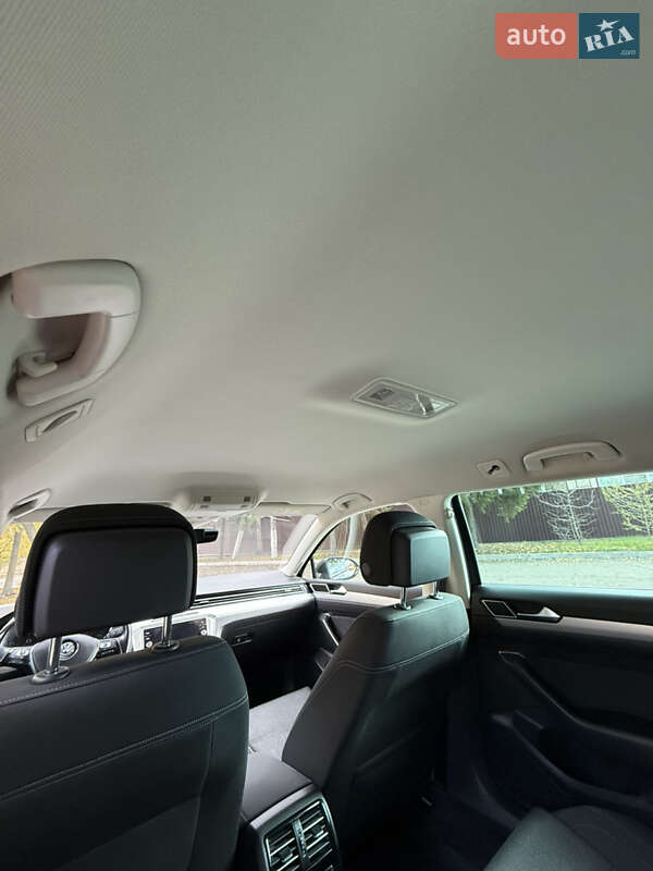 Универсал Volkswagen Passat 2019 в Броварах фото 22 Универсал Volkswagen Passat 2019 в Броварах