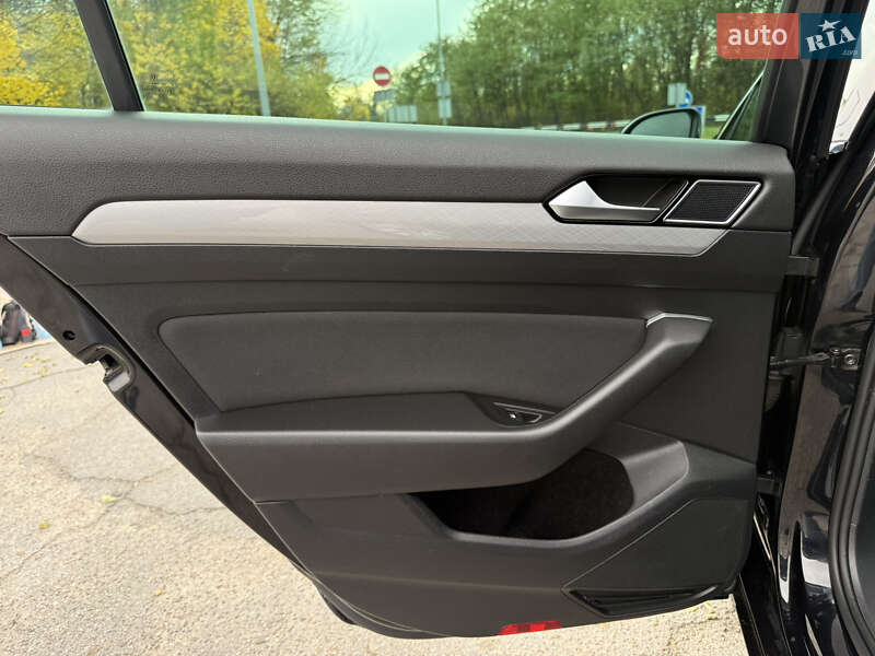 Универсал Volkswagen Passat 2020 в Бердичеве фото 58 Универсал Volkswagen Passat 2020 в Бердичеве