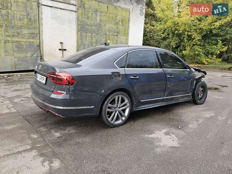 Седан Volkswagen Passat 2016 в Киеве фото 11 Седан Volkswagen Passat 2016 в Киеве