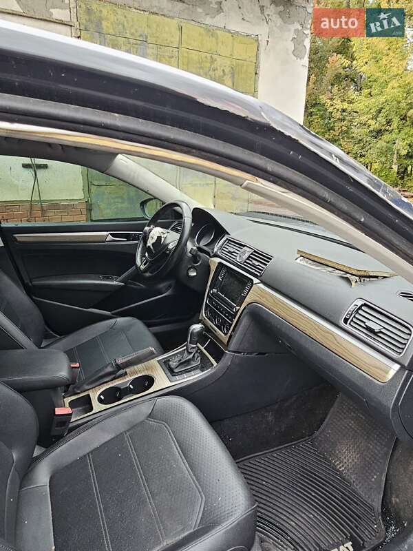 Седан Volkswagen Passat 2016 в Киеве фото 21 Седан Volkswagen Passat 2016 в Киеве