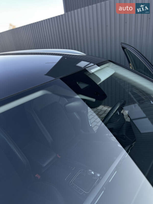 Універсал Volkswagen Passat 2020 в Ужгороді